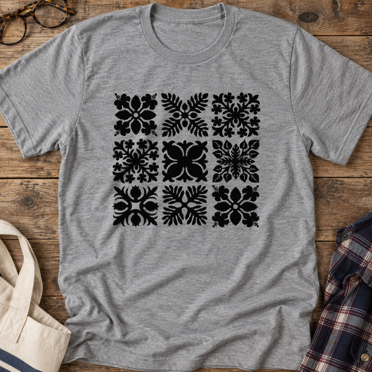 Hawaiian Quilt Blocks T-Shirt in Sport Grey