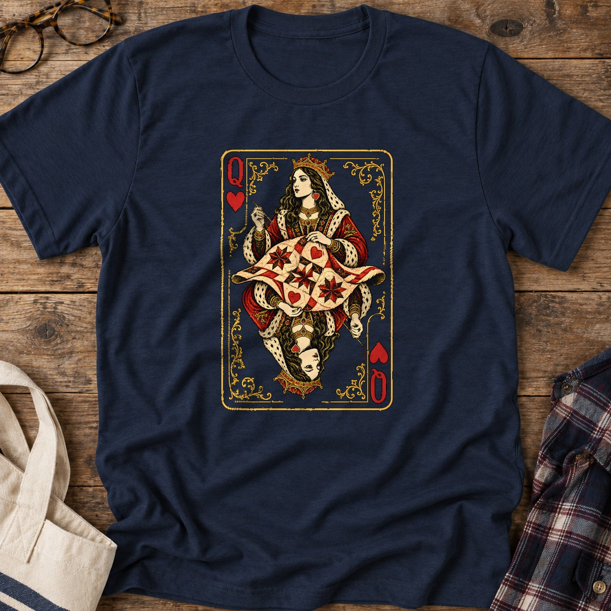 Quilt Queen T-Shirt in Navy